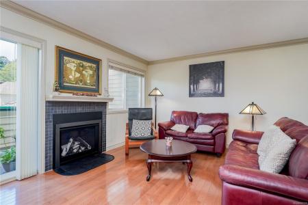 108 ALDERSMITH PL, View Royal, British Columbia V9A 7M8, Canada