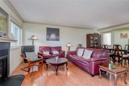 108 ALDERSMITH PL, View Royal, British Columbia V9A 7M8, Canada