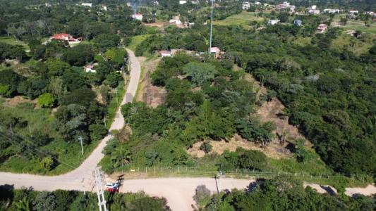 Carretera a Porongo, por la avenida asfaltada que ingresa a los Condominios Santa Cruz la , Urubo, Santa Cruz 00001, Bolivia