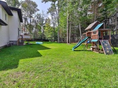 268 Rue John-Ryan, Saint-Colomban, Québec J5K 0N3, Canada