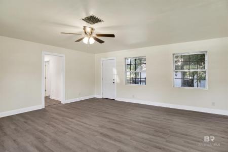 101 8th Avenue, Chickasaw, Alabama 36611, Estados Unidos