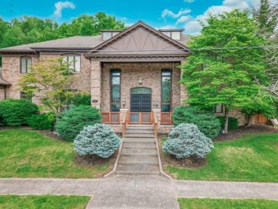 319 5th Street, Paintsville, Kentucky 41240, USA