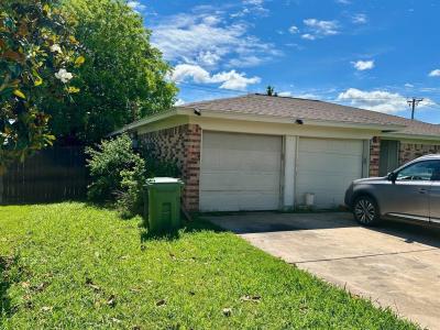 5704 Newman Drive, North Richland Hills, Texas 76180, Estados Unidos