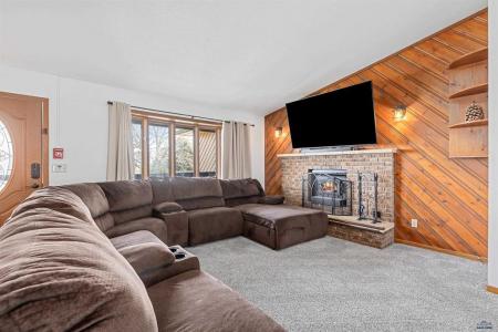 7205 Timberline Road, Black Hawk, SD 57718, USA