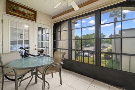 7701 Starkey Rd. #332, Seminole, Florida 33777