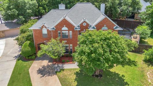 2085 Idlewood DR, Grapevine, Texas 76051
