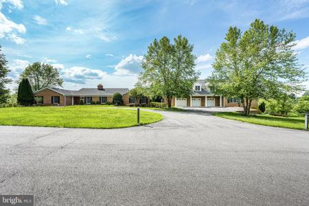 39937 Charles Town Pike, Hamilton, Virginia 20158, USA