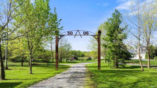 5006 Vandolah Road, Leo, Indiana 46765, USA