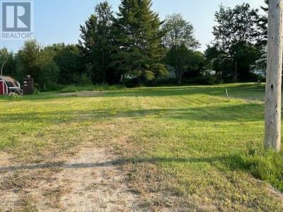 77 TOGO ST, Blind River, Ontario P0B 1B0, CANADÁ