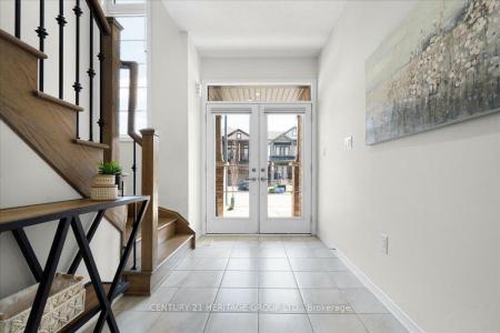 157 CACTUS CRESCENT, Hamilton, Ontario L8J 0M3, Canada