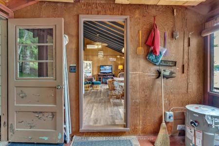 1956 WHITE LAKE ROAD E, Douro-Dummer-, Ontario K0L 2H0, Canada