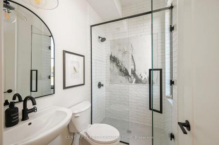 207 FOXBOROUGH PLACE, Thames Centre, Ontario N0M 2P0, Canada
