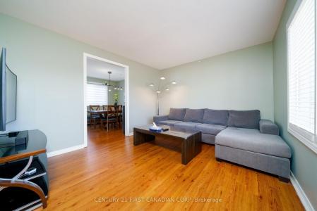 215 BEATTIE STREET, Strathroy-Caradoc-, Ontario N7G 2X3, Canada