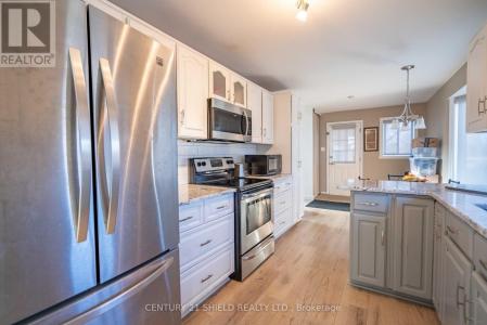 5514 POPLAR AVENUE, South Stormont, Ontario K0C 1P0, CANADÁ