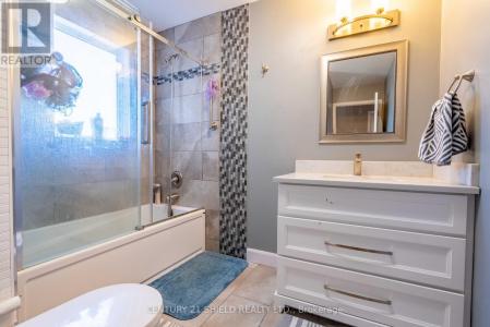 5514 POPLAR AVENUE, South Stormont, Ontario K0C 1P0, CANADÁ