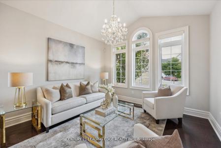 64 MILES HILL CRESCENT, Richmond Hill, Ontario L4E 4Y9, Canada