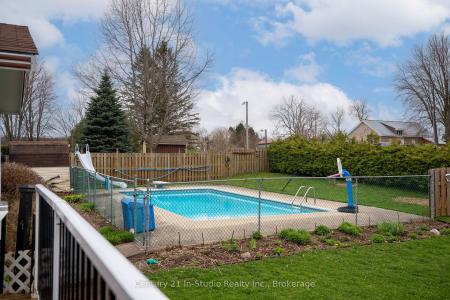 54 GEORGE STREET, Chatsworth, Ontario N0H 1G0, Kanada