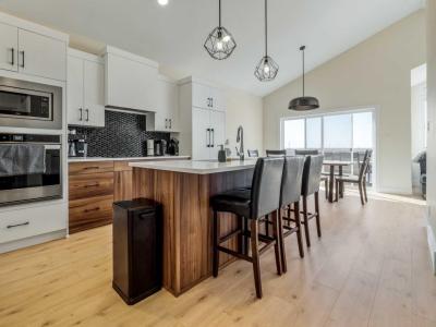 1108 COALBROOK PLACE W, Lethbridge, Alberta T1J 5W7, Canadá