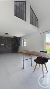 Montfermeil, Île-de-France 93370, Francia