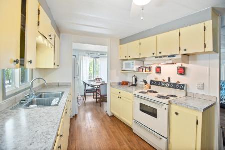 1833 Saratoga Way, Grants Pass, אורגון 97526, ארצות הברית של אמריקה 