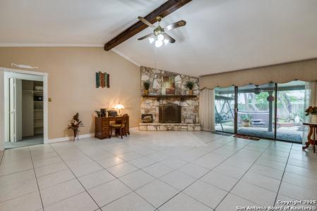 2823 Bee Cave, San Antonio, Texas 78231, Estados Unidos