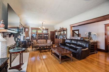 746 NW 6TH Street, Grants Pass, Oregon 97526