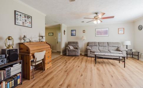 650 Pearlstone Drive, Lonoke, Arkansas 72086, USA