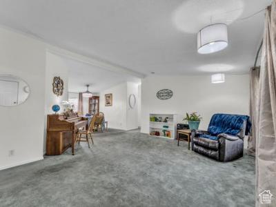 679 PERCIVAL ST 265, North Salt Lake, יוטה 84054, ארצות הברית של אמריקה