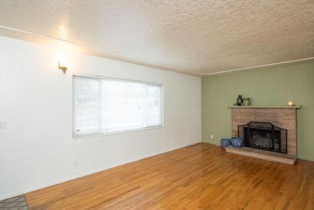 871 E D Street, Oakdale, California 95361, Estados Unidos