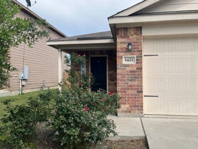 1421 Breanna Ln, Kyle, Texas 78640
