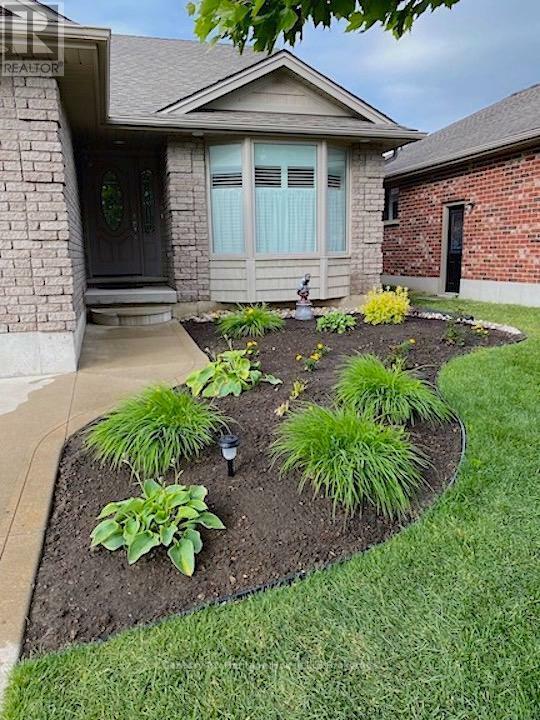 704 ANZIO ROAD, Woodstock (woodstock - North), Ontario N4T 0B4, Kanada