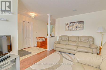 704 ANZIO ROAD, Woodstock (woodstock - North), Ontario N4T 0B4, Kanada