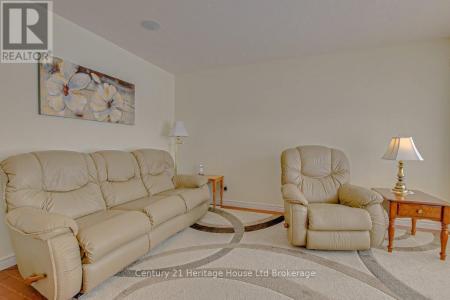 704 ANZIO ROAD, Woodstock (woodstock - North), Ontario N4T 0B4, Kanada