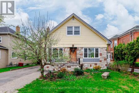 114 GLOUCESTER STREET NORTH, Cornwall, Ontario K6H 3W4, Canada