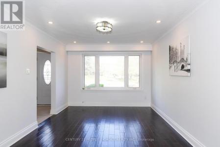 844A DANFORTH ROAD, Toronto (kennedy Park), Ontario M1K 1H5, Canadá