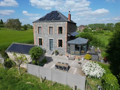 Rue de Neuville, 5, Solre-sur-sambre, 6560, 比利时