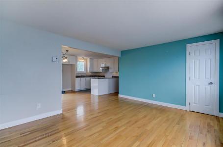 4765  Rue St-Pierre O., Saint-Hyacinthe, Quebec J2T 5G7, Canadá