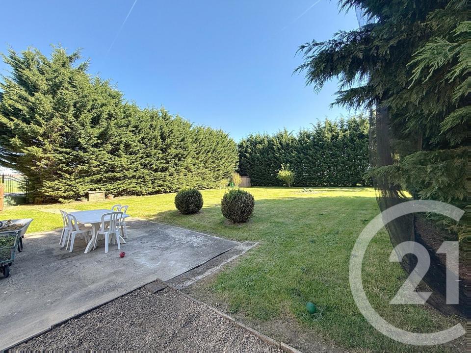 Vry, Lorraine 57640, France