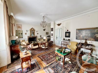 Pau, Aquitaine 64000, France