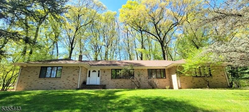 8 De Hart Rd, Parsippany-troy Hills Twp., New Jersey 07054