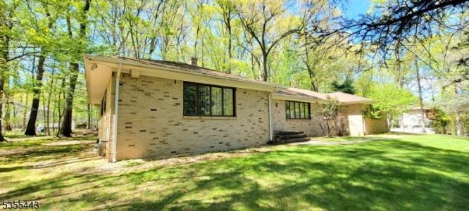 8 De Hart Rd, Parsippany-troy Hills Twp., NJ 07054, USA