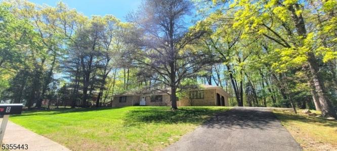 8 De Hart Rd, Parsippany-troy Hills Twp., New Jersey 07054