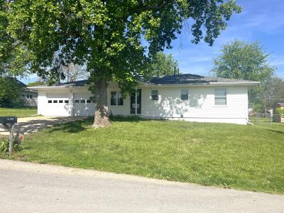 724 Emma St, Trenton, Missouri 64683, USA