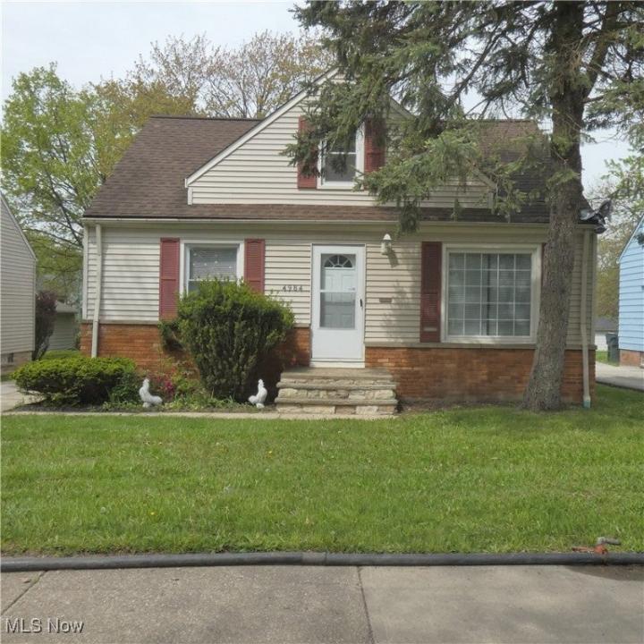 4984 Henry Street, Garfield Heights, Ohio 44125, Estados Unidos