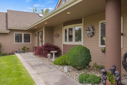 9208 ST. ANDREWS CIRCLE, Klamath Falls, Oregon 97603, Estados Unidos