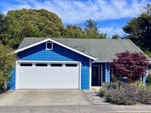 210 Hocker Lane, Fort Bragg, California 95437
