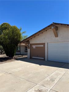14457 Willow, Hesperia, California 92345, USA
