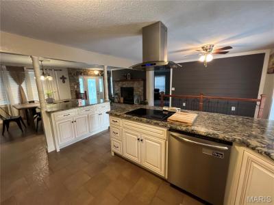 707 Union Street, Marble Hill, Missouri 63764, USA