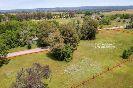 110 Three Oaks, Chico, Califórnia 95973, Estados Unidos