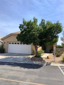 11253 Pleasant Hills Drive, Apple Valley, קליפורניה 92308, ארצות הברית של אמריקה 